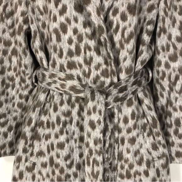 Beautiful Old Navy Gray Leopard Print Coat! So Soft & Chic! Size L With tags - Picture 2 of 6